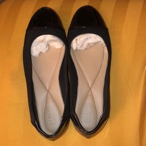 Alfani women flats